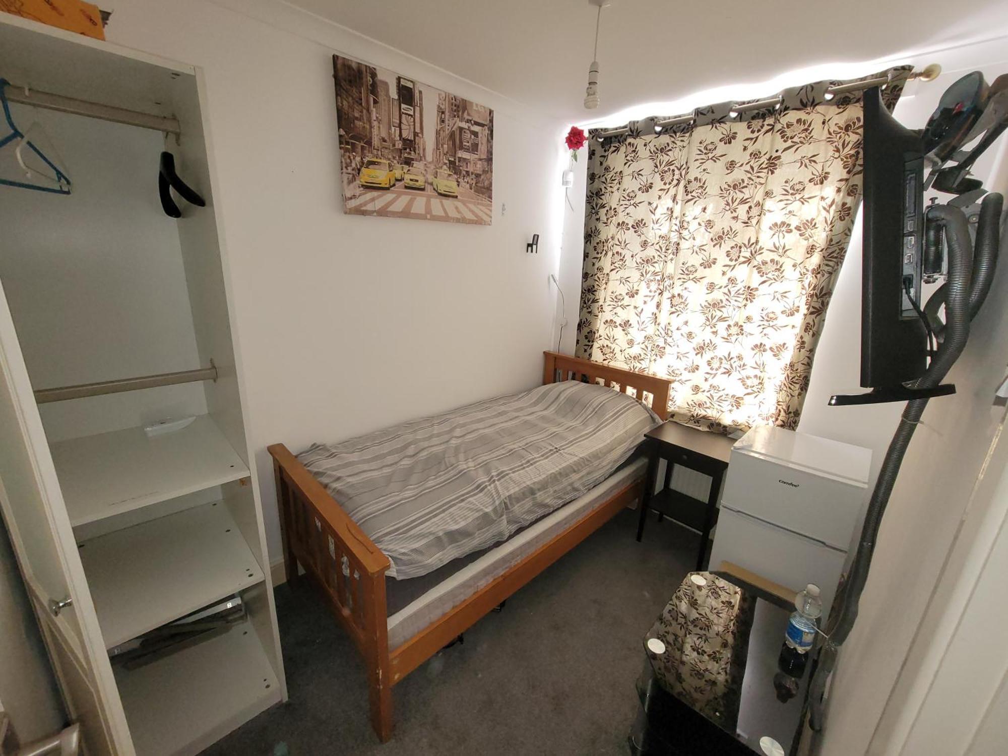 Kosy Roomz Welling Bilik gambar
